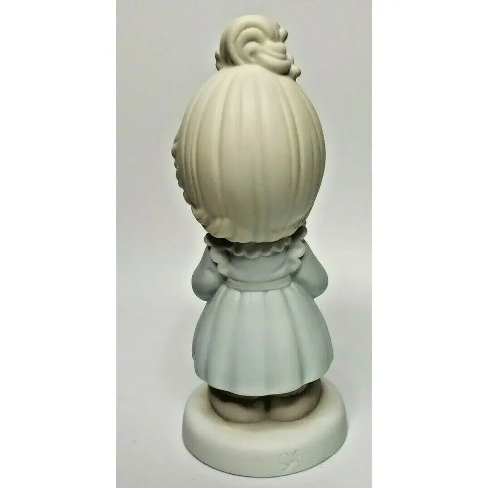 Precious Moments 1993 The Fruit Of The Spirit‎ Is Love Porcelain Figurine U135